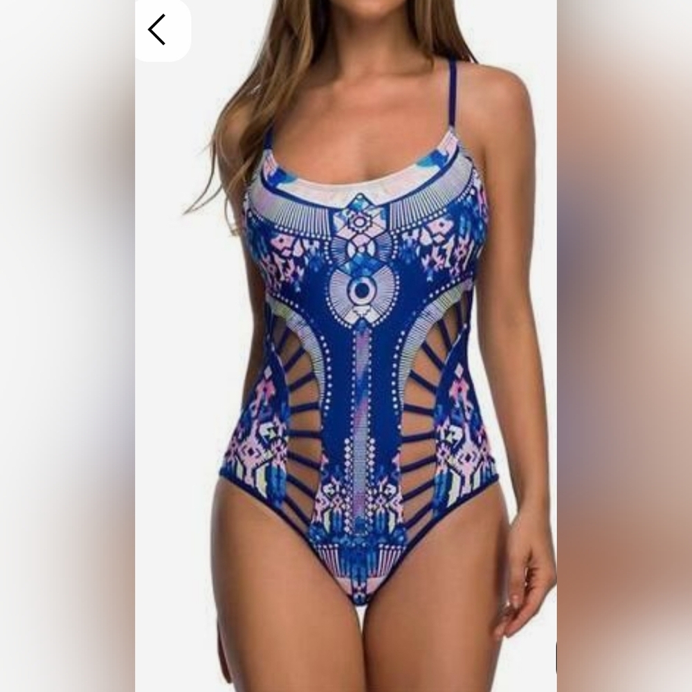 One Piece Colorful Cut-out Cheeky Swimsuit